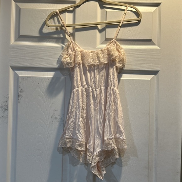 Eberjey Fanny Light Pink Metallic Gold Lace Inset Romper Teddy Pajamas S - Picture 8 of 8